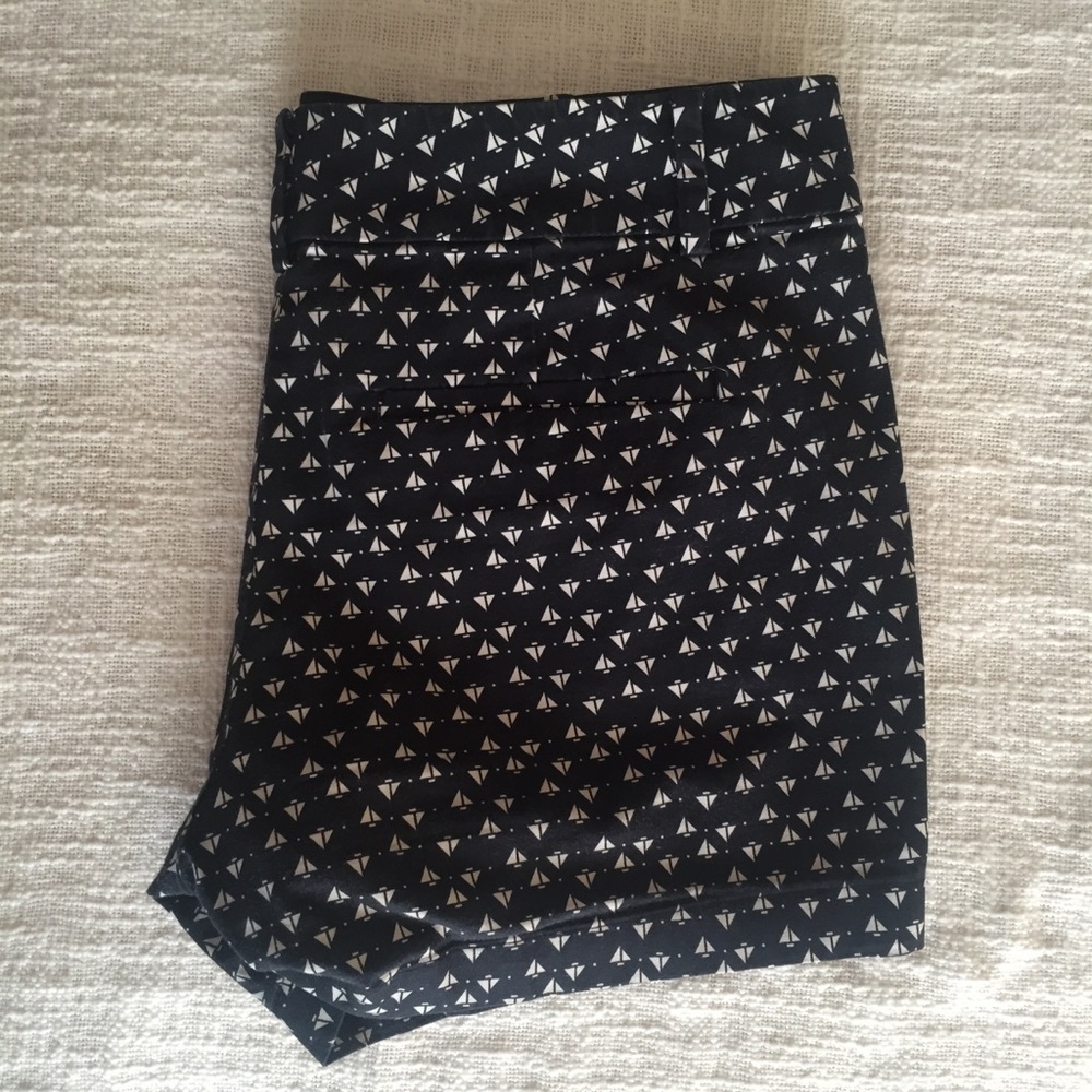 Ann Taylor City Short Navy Sailboats